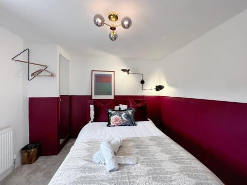 Reading House | Lovely Double Room in Terrace Home - University Hospital City Centre