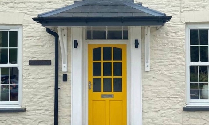 Glandyfi Cottage | Lovely family cottage in Cambrian mountains, mid-west Wales