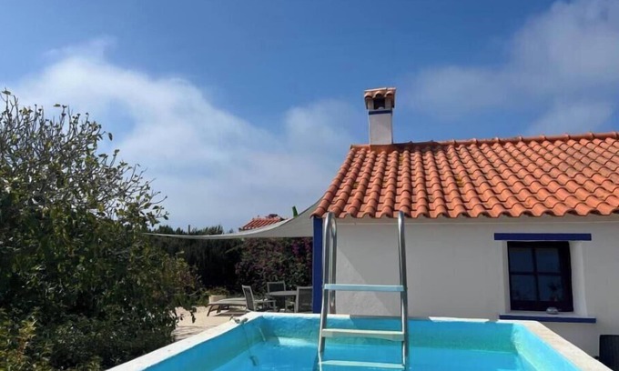 Cabeco de Aguia House | Lovely farmers house with plunge pool