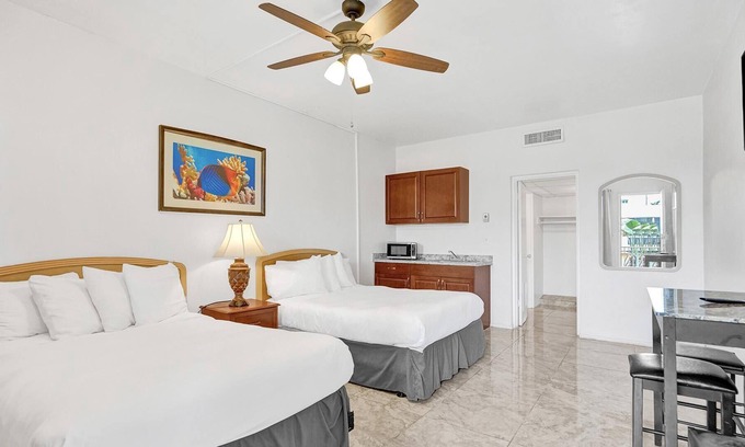 Hallandale Beach Apartment | Lovely Hallandale Beach Studio