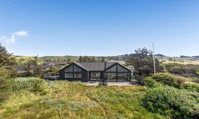 Blokhus House | Lovely home in Blokhus with sauna