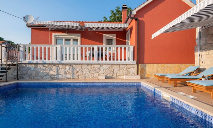 Central Dalmatia House | Lovely home in Kresevo with WiFi