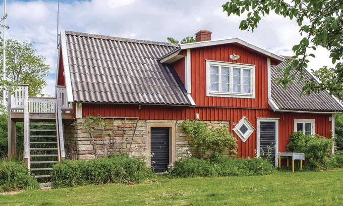 Lottorp House | Lovely home in Löttorp with WiFi