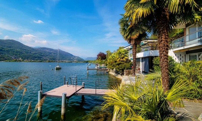 Collina d'Oro Apartment | Lovely lakefront duplex with private pier (BELLARIVA LAKE VIEW)