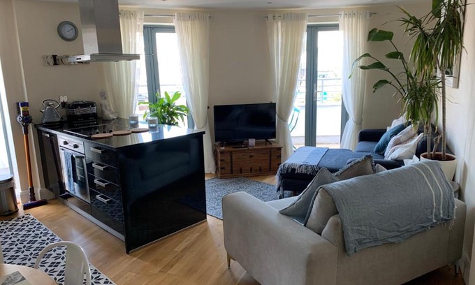 Swalecliffe Apartment | Lovely modern 2 bedroom apartment in Tankerton