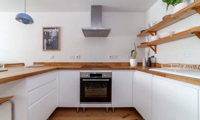 Higham Hill Apartment | Lovely Newly Renovated 1BR Flat in Walthamstow