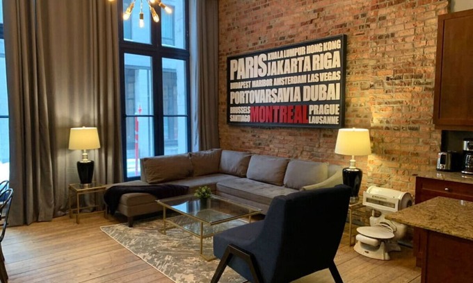 International District Apartment | Lovely Old Montreal 4BR & 2 floors loft Hotel