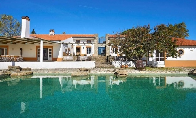 Loures Villa | Lovely Rental villa near Lisbon and Vineyards