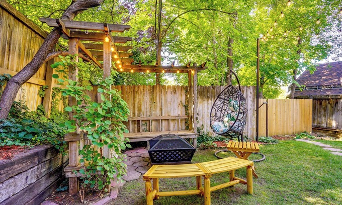 Downtown Salt Lake City Cottage | Lovely Salt Lake City Cottage w/Outdoor Space!