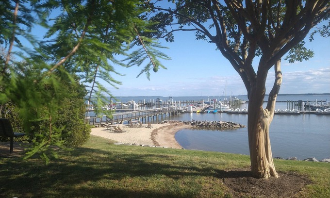 Kingsmill Condo | Lovely, spacious condo with water view in "Kingsmill on the James"