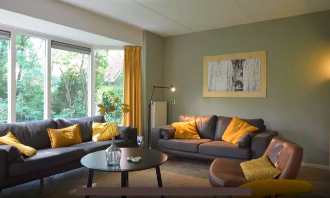 Lemele House | Lovely spacious house for large families