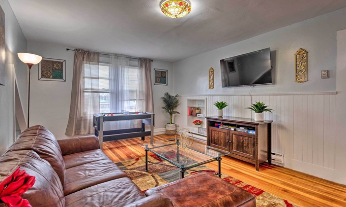 Stoughton Apartment | Lovely Stoughton Getaway Near Train Station!