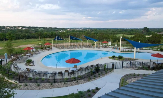 Sun City House | Lovely Sun City Home in 55+ Community-Pools & Amenities Galore!