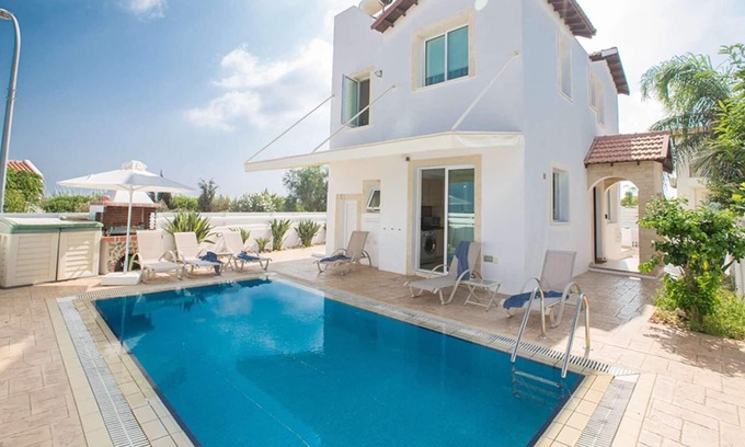 Pernera Villa | Lovely villa perfect for families, great location