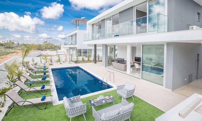 Protaras Villa | Lovely villa perfect for families, great location