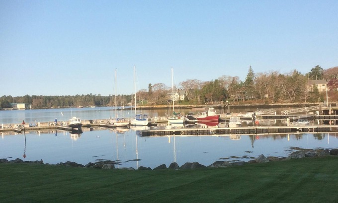Boothbay Harbor House | Lovely waterfront home, harbour-side setting