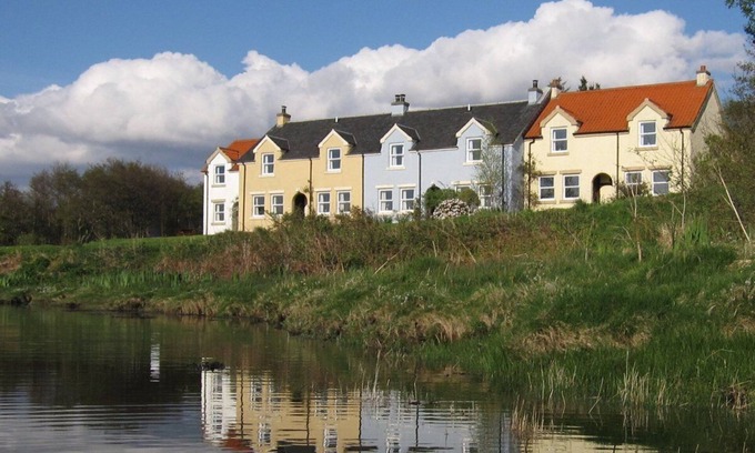 Craobh Haven Cottage | Lovely Waterfront Cottage With Stunning sea Views and log Fire