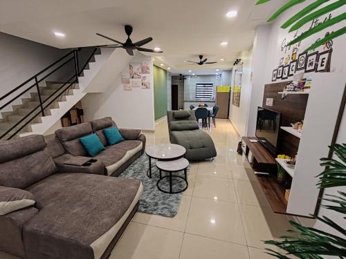 Seremban House | Loveu homestay 232 duyung