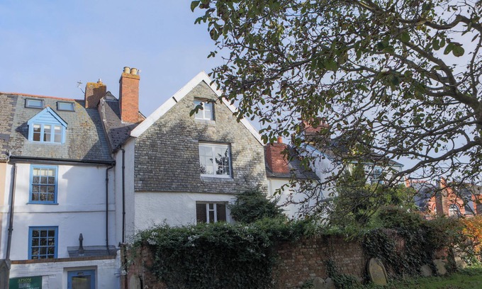 Topsham Apartment | Lovingly restored, spacious and centrally located two floor apartment
