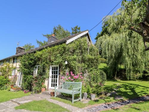 Trefeglwys House | Lower Dolgenau- The Cottage