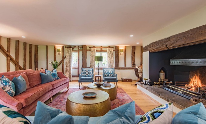 Cranbrook House | Lower Standen Farm by Bloom stays that sleeps 24 guests in 9 bedrooms