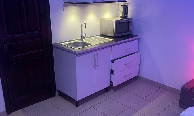 Nungua Central Hotel | LOYALTY HOTEL