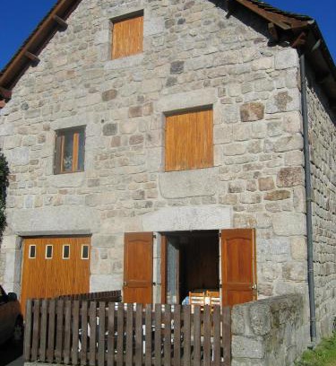 Saint-Alban-sur-Limagnole Apartment | Lozère Aubrac Margeride Promo