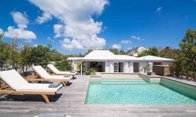 Les Terres Basses House | Luxury Cottage, private pool, absolute calm, 5 min from the beach