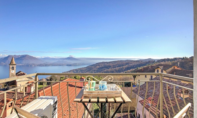 Levo Apartment | Luce Lake View on Stresa Hill, Stresa, Italy
