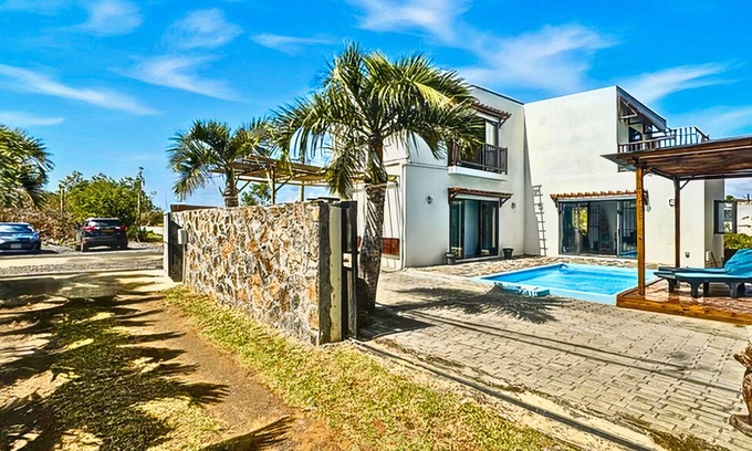 Calodyne Villa | Luck Villa -Charming 3-bedroom villa