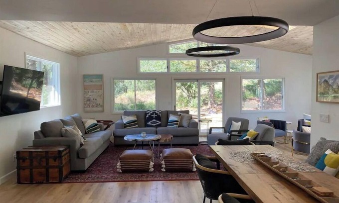 Durango - Purgatory House | Lucky Dog Ranch House