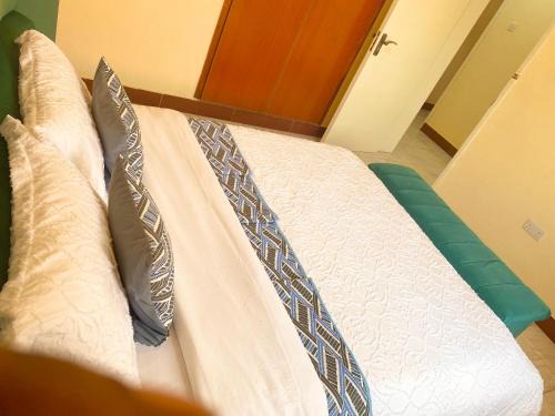 Iganga House | Lulu's Origo