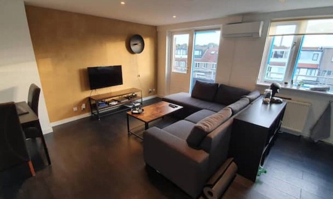 Municipality of Utrecht Apartment | Luminous Loft 40m2 - Free Parking + 2 Free Bikes