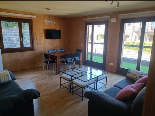 Castiello de Jaca Apartment | Lunar