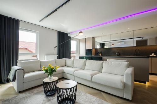 Lodz Apartment | LupoApartments Premium Łazowskiego, Parking, Dostęp na Kod, 3 Sypialnie