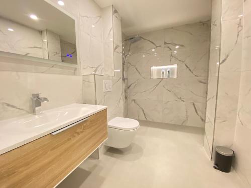Moerfelden-Walldorf Apartment | Lux and Big Apartment