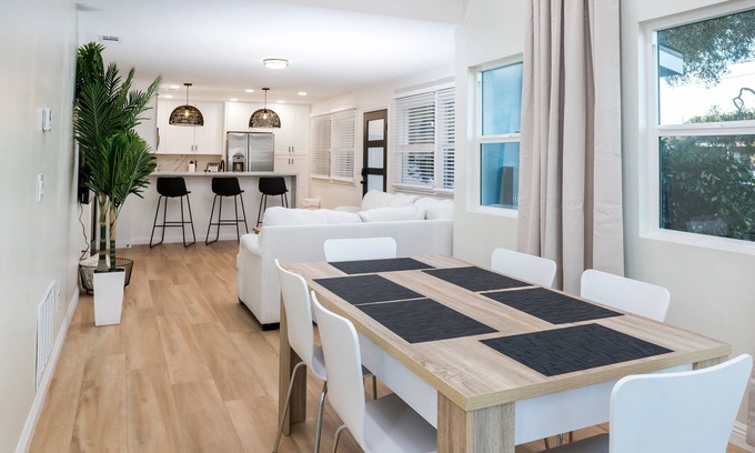 Clairemont Mesa West House | Lux Coastal Getaway , Brand New , Central Location