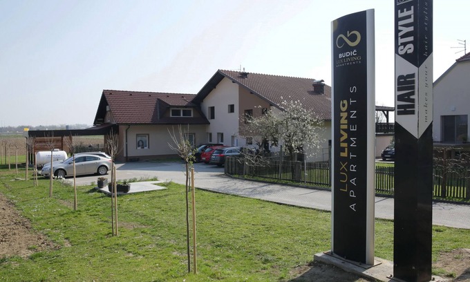Catez ob Savi Apartment | Lux Living Apartment Budic