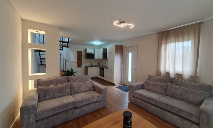 Liebertwolkwitz Apartment | Lux Suites Leipzig X2 Apartment