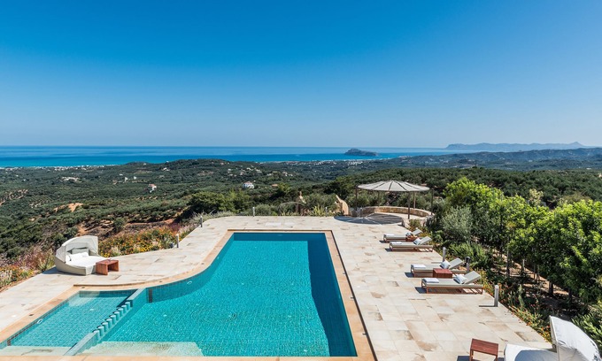 Platanias Villa | Lux Villa★SPA & Tennis★Jacuzzi & Indoor Pool★BBQ & Gym