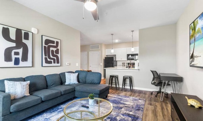 Melbourne Apartment | Luxe 1BR/1BA: Dive, Rest, Explore. Book Now!