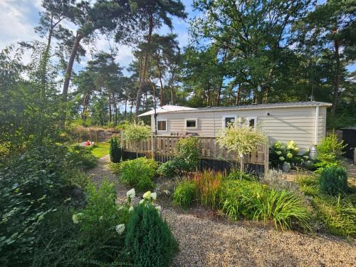 Raalte Ski Chalet | Luxe 4 persoons chalet op 5 sterren camping