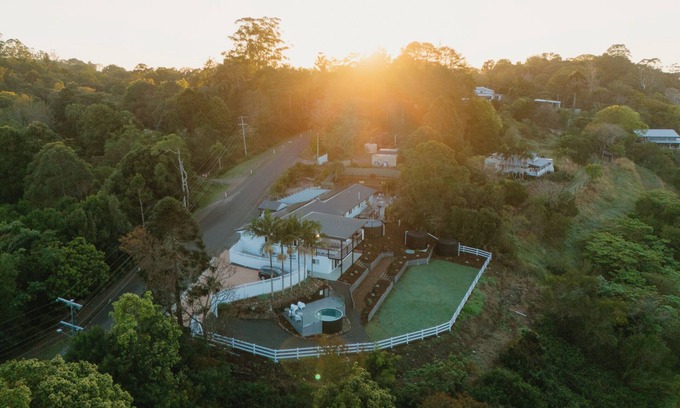 Flaxton House | Luxe Hinterland Retreat