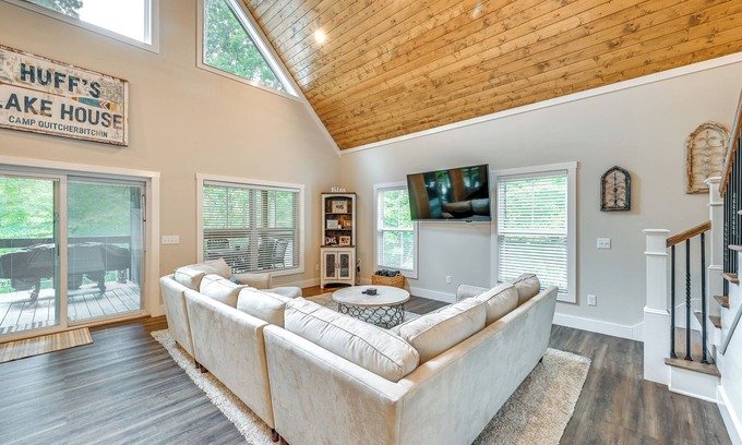 Cub Run Cottage | Luxe Kentucky Cabin Rental ~ 36 Mi to Mammoth Cave