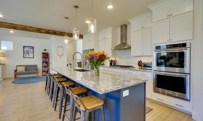 Park City House | Luxe Park City Vacation Rental with Hot Tub!