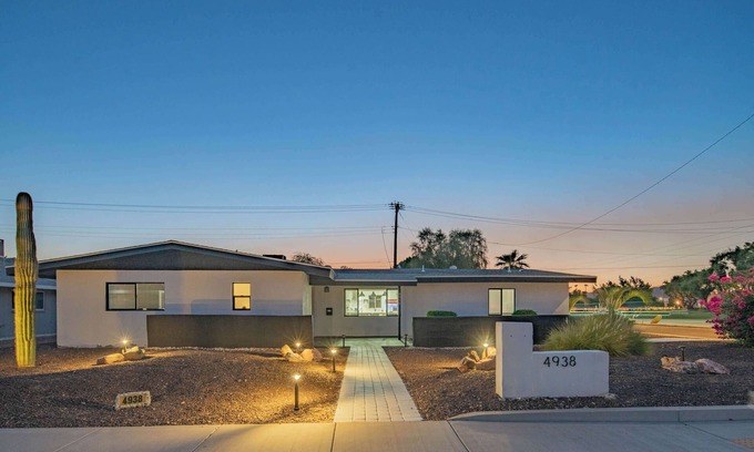 Scottsdale Country Acres House | Luxe Scottsdale Oasis, Old Town, Heated Pool