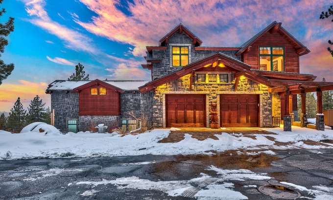 Zephyr Cove House | Luxe10 Bear Claw Estate Lakeview W Pool
