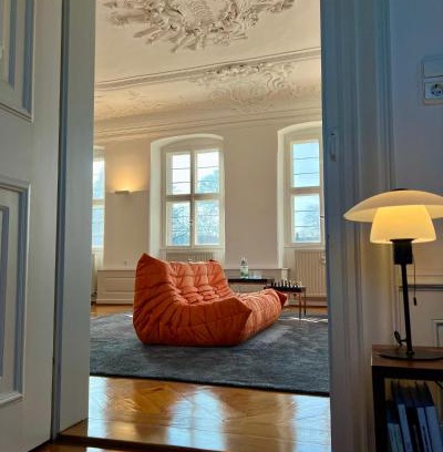 Zeitlofs Apartment | Luxuriöse Design Wohnung im Barockschloss 110 m2