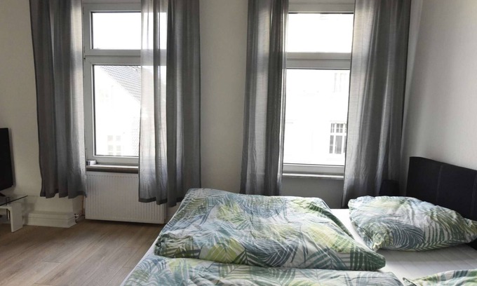 Barmen Apartment | Luxuriöse großzügige Wohnung mit einem Schlafzimmer