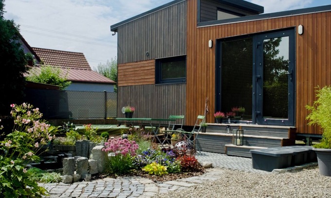 Burgheim Cabin | Luxuriöses Tiny House mit Herrlichem Gartenblick zum Entspannen